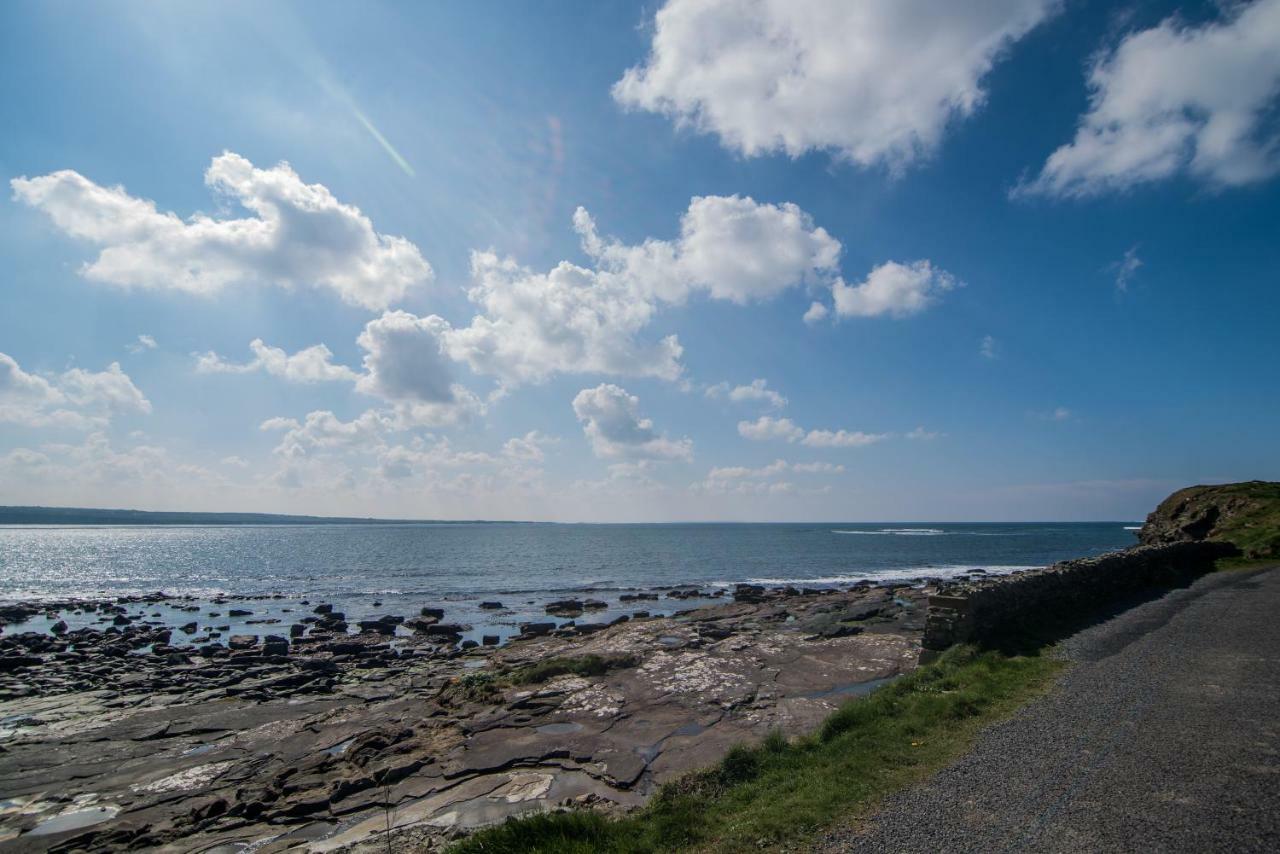 Beside The Sea & Minutes From Cliffs-Clahane Shore Lodge Liscannor Exterior foto